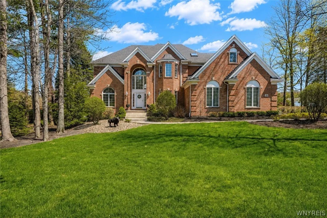 36 Lakeridge Drive, Orchard Park, New York 14127, Orchard Park, New York 14127, 4 Bedrooms Bedrooms, 9 Rooms Rooms,2 BathroomsBathrooms,Residential,For Sale,36 Lakeridge Drive, Orchard Park, New York 14127,0,B1678415