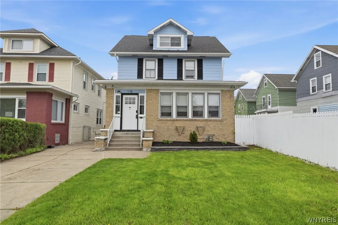 118 Homer Avenue, Buffalo, New York 14216, Buffalo, New York 14216, 4 Bedrooms Bedrooms, 8 Rooms Rooms,2 BathroomsBathrooms,Residential,Closed,118 Homer Avenue, Buffalo, New York 14216,0,B1678453