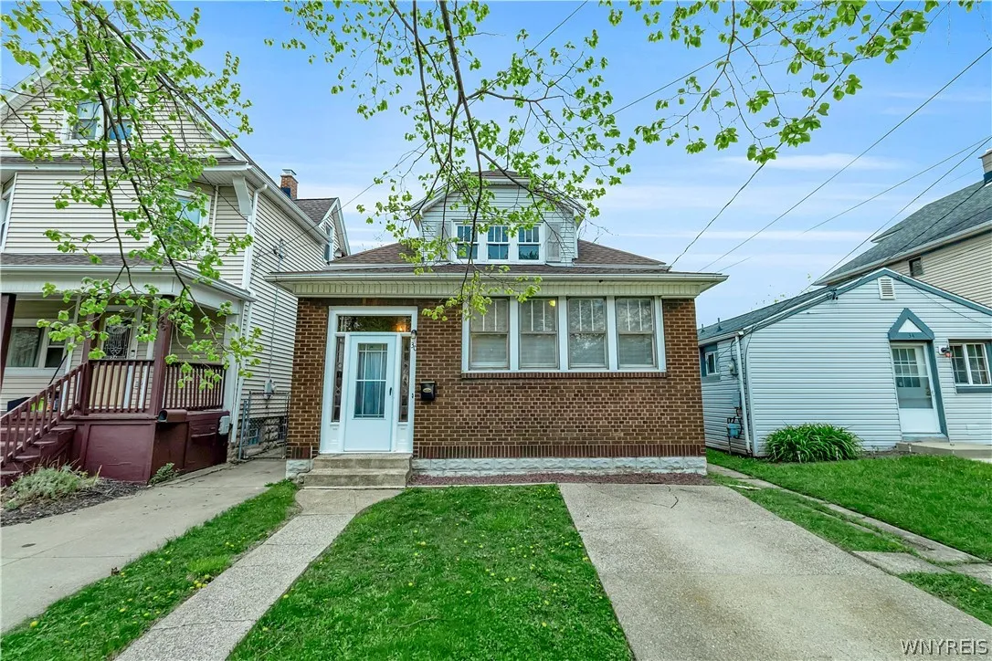 30 Ashton Place, Buffalo, New York 14220, Buffalo, New York 14220, 3 Bedrooms Bedrooms, 3 Rooms Rooms,1 BathroomBathrooms,Residential,Closed,30 Ashton Place, Buffalo, New York 14220,0,B1679620