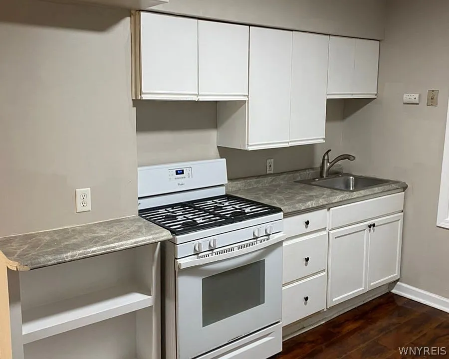227 14th Street, Buffalo, New York 14213, Buffalo, New York 14213, 8 Bedrooms Bedrooms, ,Multi Family,For Sale,227 14th Street, Buffalo, New York 14213,0,B1679694