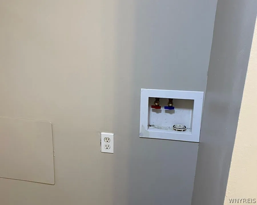 227 14th Street, Buffalo, New York 14213, Buffalo, New York 14213, 8 Bedrooms Bedrooms, ,Multi Family,For Sale,227 14th Street, Buffalo, New York 14213,0,B1679694