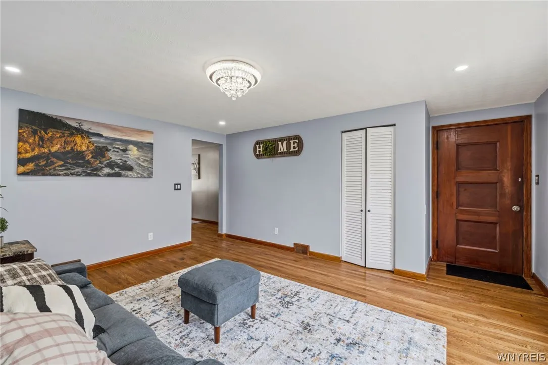 200 Rogers Avenue, Tonawanda, New York 14150, Tonawanda, New York 14150, 3 Bedrooms Bedrooms, 6 Rooms Rooms,1 BathroomBathrooms,Residential,For Sale,200 Rogers Avenue, Tonawanda, New York 14150,0,B1680116