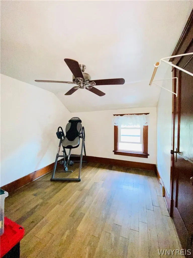 30 King Street, Tonawanda, New York 14150, Tonawanda, New York 14150, 4 Bedrooms Bedrooms, 7 Rooms Rooms,2 BathroomsBathrooms,Residential,For Sale,30 King Street, Tonawanda, New York 14150,0,B1680079