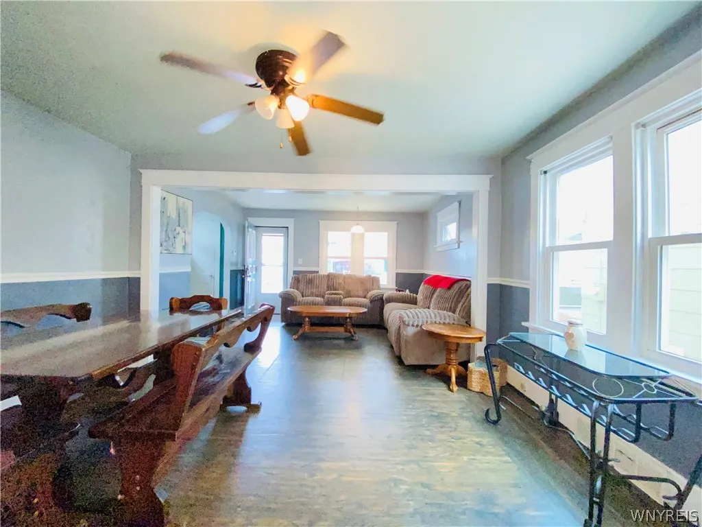 30 King Street, Tonawanda, New York 14150, Tonawanda, New York 14150, 4 Bedrooms Bedrooms, 7 Rooms Rooms,2 BathroomsBathrooms,Residential,For Sale,30 King Street, Tonawanda, New York 14150,0,B1680079