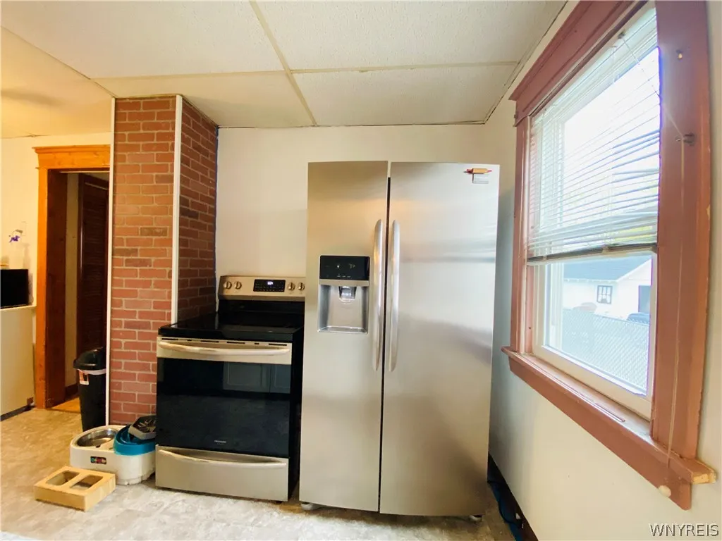 30 King Street, Tonawanda, New York 14150, Tonawanda, New York 14150, 4 Bedrooms Bedrooms, 7 Rooms Rooms,2 BathroomsBathrooms,Residential,For Sale,30 King Street, Tonawanda, New York 14150,0,B1680079