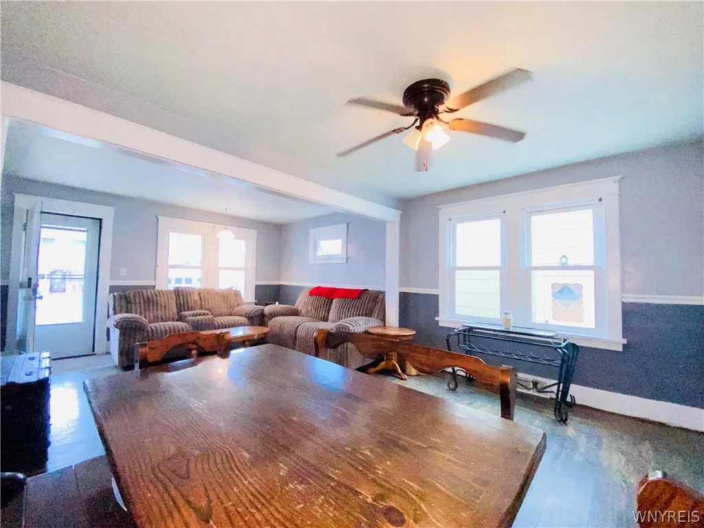 30 King Street, Tonawanda, New York 14150, Tonawanda, New York 14150, 4 Bedrooms Bedrooms, 7 Rooms Rooms,2 BathroomsBathrooms,Residential,For Sale,30 King Street, Tonawanda, New York 14150,0,B1680079