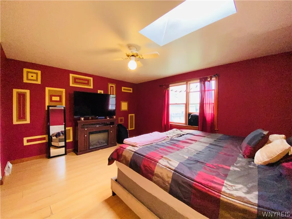 30 King Street, Tonawanda, New York 14150, Tonawanda, New York 14150, 4 Bedrooms Bedrooms, 7 Rooms Rooms,2 BathroomsBathrooms,Residential,For Sale,30 King Street, Tonawanda, New York 14150,0,B1680079