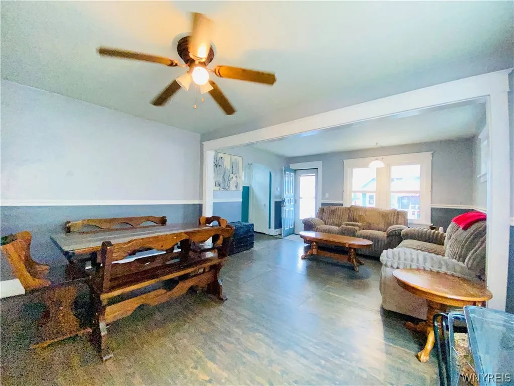 30 King Street, Tonawanda, New York 14150, Tonawanda, New York 14150, 4 Bedrooms Bedrooms, 7 Rooms Rooms,2 BathroomsBathrooms,Residential,For Sale,30 King Street, Tonawanda, New York 14150,0,B1680079