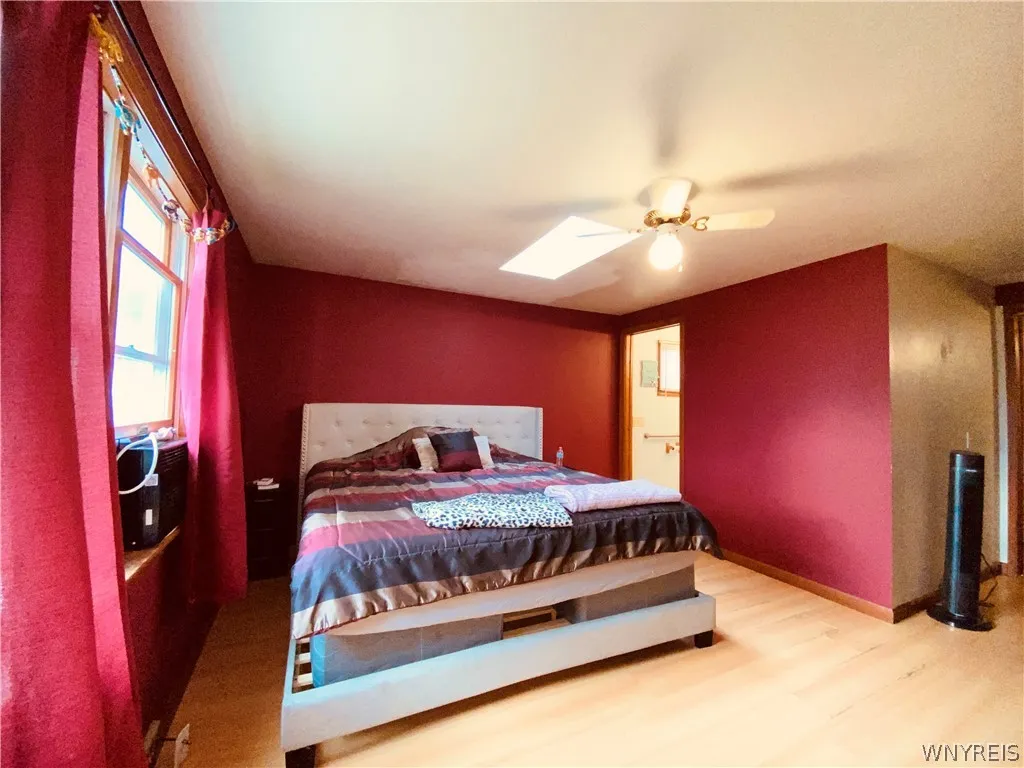 30 King Street, Tonawanda, New York 14150, Tonawanda, New York 14150, 4 Bedrooms Bedrooms, 7 Rooms Rooms,2 BathroomsBathrooms,Residential,For Sale,30 King Street, Tonawanda, New York 14150,0,B1680079