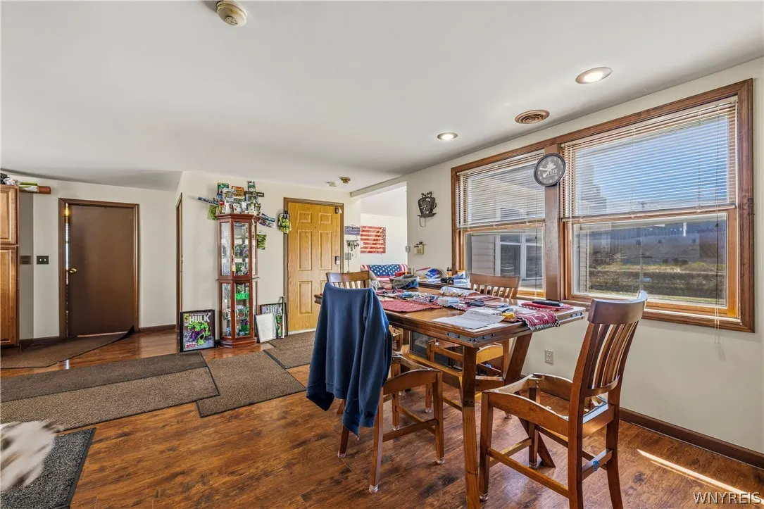34 Alabama Street, Buffalo, New York 14204, Buffalo, New York 14204, 6 Bedrooms Bedrooms, ,3 BathroomsBathrooms,Residential,For Sale,34 Alabama Street, Buffalo, New York 14204,0,B1680220