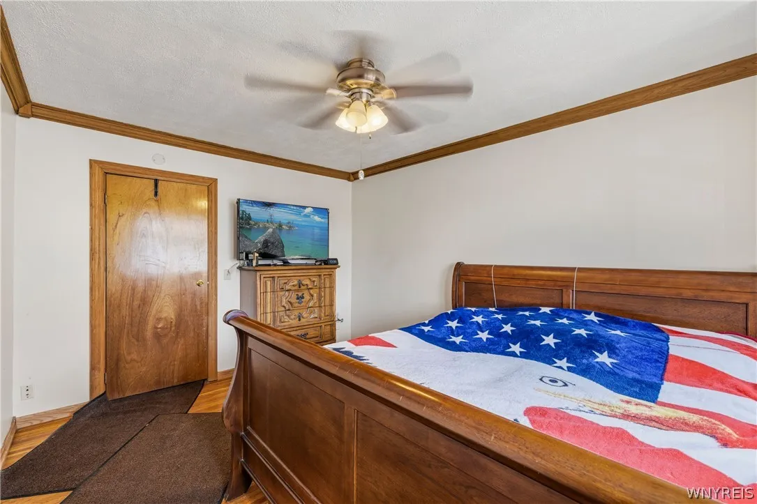 34 Alabama Street, Buffalo, New York 14204, Buffalo, New York 14204, 6 Bedrooms Bedrooms, ,3 BathroomsBathrooms,Residential,For Sale,34 Alabama Street, Buffalo, New York 14204,0,B1680220