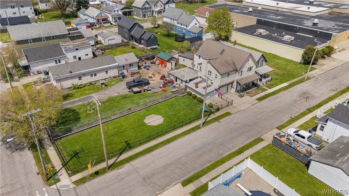 34 Alabama Street, Buffalo, New York 14204, Buffalo, New York 14204, 6 Bedrooms Bedrooms, ,3 BathroomsBathrooms,Residential,For Sale,34 Alabama Street, Buffalo, New York 14204,0,B1680220