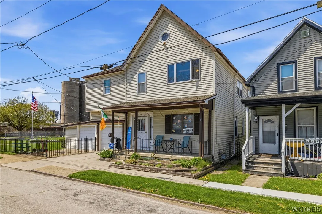 34 Alabama Street, Buffalo, New York 14204, Buffalo, New York 14204, 6 Bedrooms Bedrooms, ,3 BathroomsBathrooms,Residential,For Sale,34 Alabama Street, Buffalo, New York 14204,0,B1680220