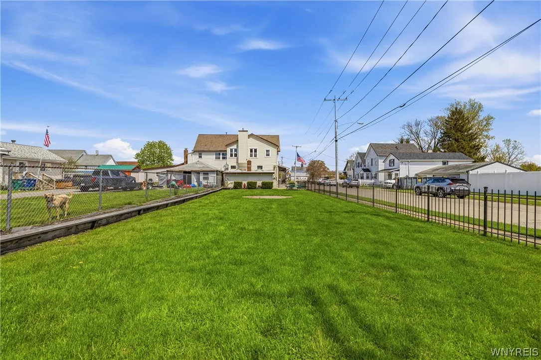 34 Alabama Street, Buffalo, New York 14204, Buffalo, New York 14204, 6 Bedrooms Bedrooms, ,3 BathroomsBathrooms,Residential,For Sale,34 Alabama Street, Buffalo, New York 14204,0,B1680220