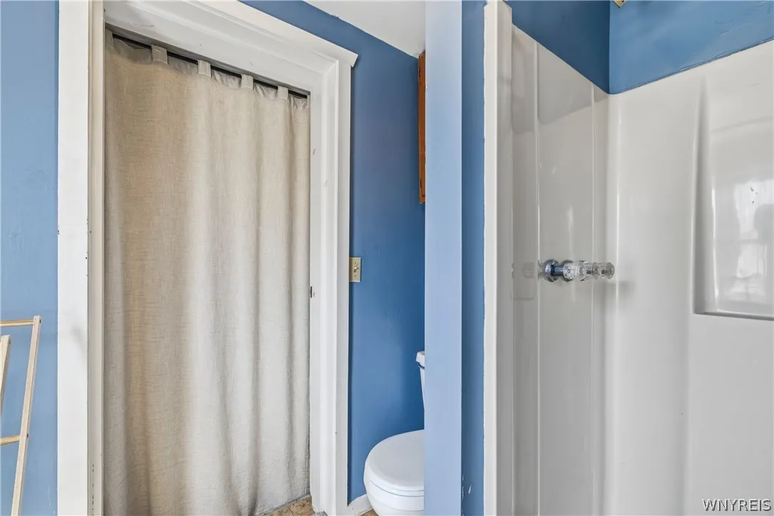 34 Alabama Street, Buffalo, New York 14204, Buffalo, New York 14204, 6 Bedrooms Bedrooms, ,3 BathroomsBathrooms,Residential,For Sale,34 Alabama Street, Buffalo, New York 14204,0,B1680220