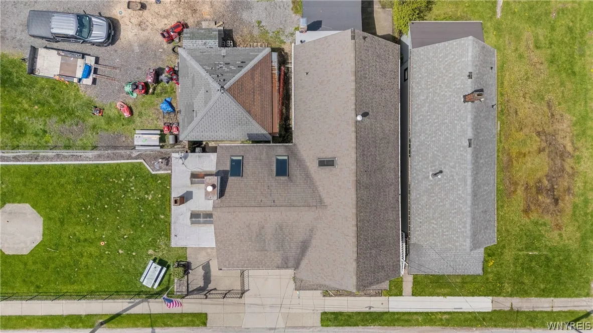 34 Alabama Street, Buffalo, New York 14204, Buffalo, New York 14204, 6 Bedrooms Bedrooms, ,3 BathroomsBathrooms,Residential,For Sale,34 Alabama Street, Buffalo, New York 14204,0,B1680220