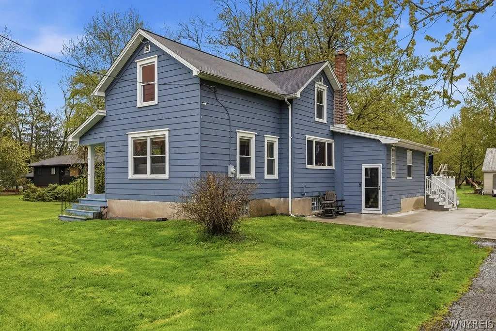 1476 Huth Road, Grand Island, New York 14072, Grand Island, New York 14072, 4 Bedroom Bedrooms, 8 Room Rooms,1 BathroomBathrooms,Residential,Closed,1476 Huth Road, Grand Island, New York 14072,0,B1679439