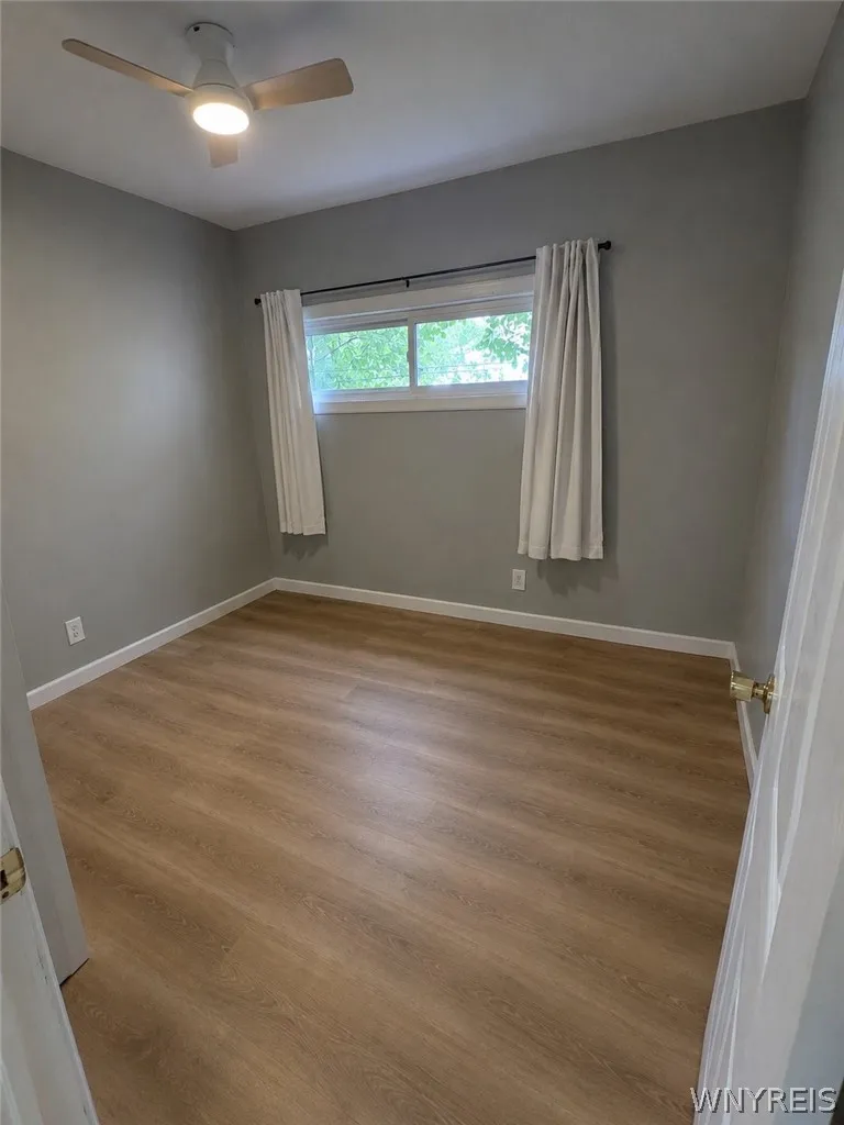 83 Baynes Street Lower, Buffalo, New York 14213, Buffalo, New York 14213, 3 Bedrooms Bedrooms, 6 Rooms Rooms,1 BathroomBathrooms,Residential Lease,For Rent,83 Baynes Street Lower, Buffalo, New York 14213,0,B1680683
