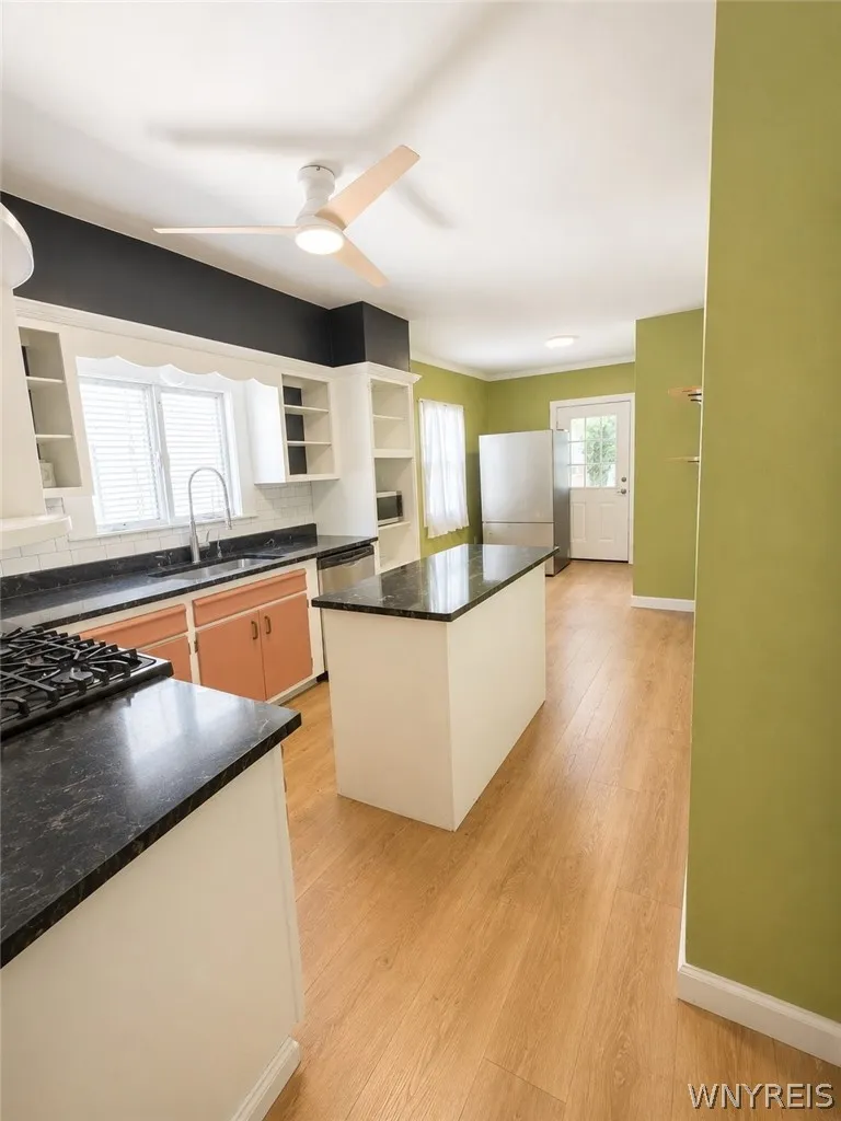 83 Baynes Street Lower, Buffalo, New York 14213, Buffalo, New York 14213, 3 Bedrooms Bedrooms, 6 Rooms Rooms,1 BathroomBathrooms,Residential Lease,For Rent,83 Baynes Street Lower, Buffalo, New York 14213,0,B1680683