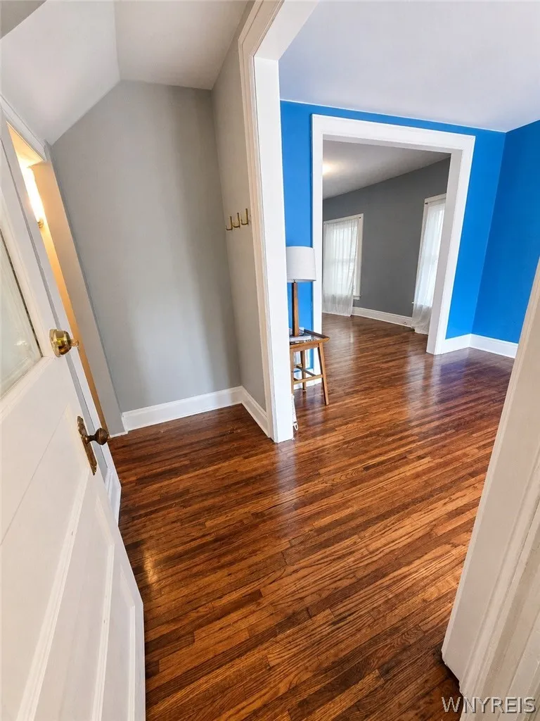 83 Baynes Street Lower, Buffalo, New York 14213, Buffalo, New York 14213, 3 Bedrooms Bedrooms, 6 Rooms Rooms,1 BathroomBathrooms,Residential Lease,For Rent,83 Baynes Street Lower, Buffalo, New York 14213,0,B1680683