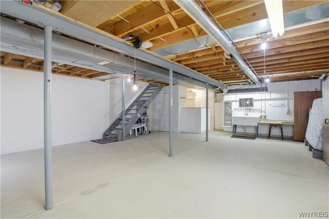 Full Basement with bonus full bathroom!