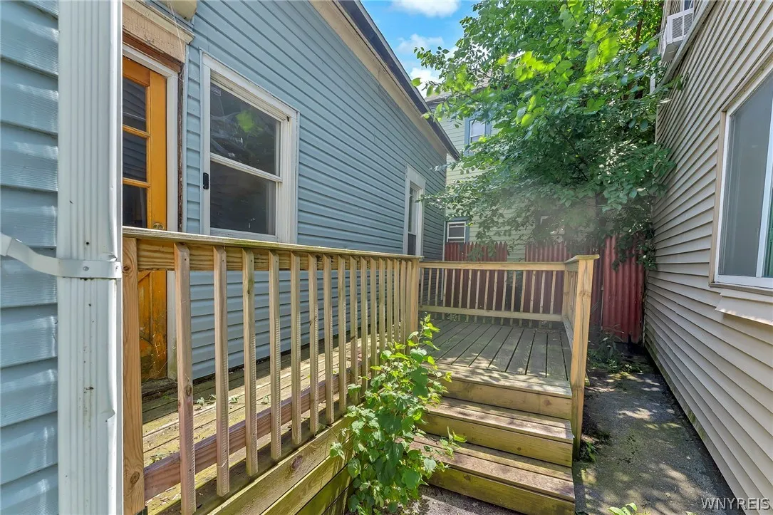 33 Lafayette Avenue, Buffalo, New York 14213, Buffalo, New York 14213, 4 Bedrooms Bedrooms, 6 Rooms Rooms,2 BathroomsBathrooms,Residential,For Sale,33 Lafayette Avenue, Buffalo, New York 14213,0,B1680800
