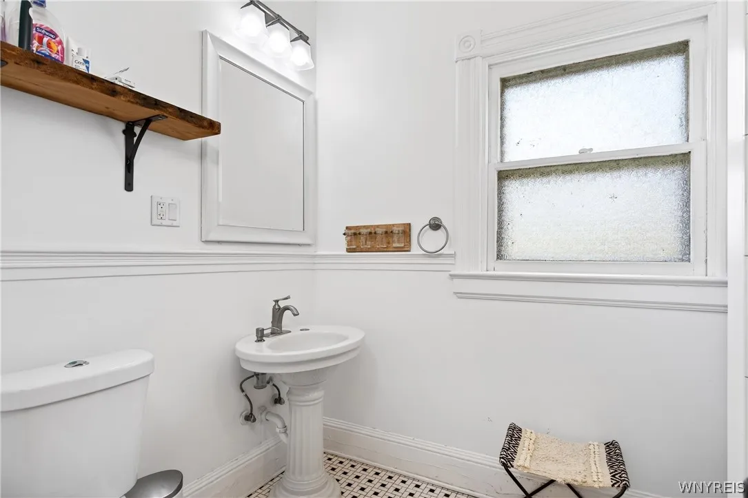 433 Breckenridge Street, Buffalo, New York 14213, Buffalo, New York 14213, 4 Bedrooms Bedrooms, 10 Rooms Rooms,1 BathroomBathrooms,Residential,For Sale,433 Breckenridge Street, Buffalo, New York 14213,0,B1680548
