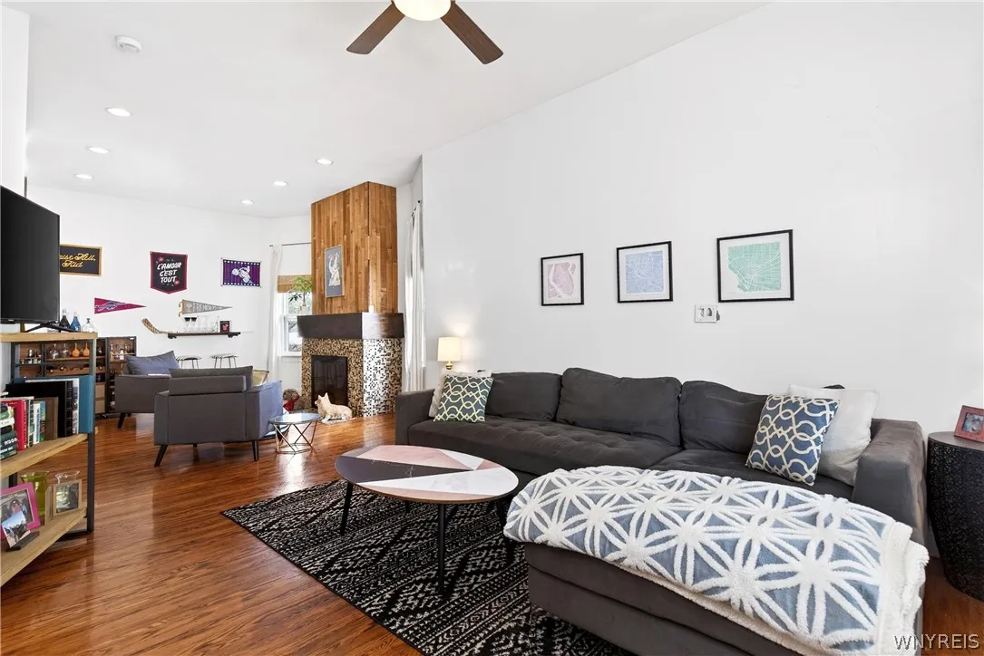 433 Breckenridge Street, Buffalo, New York 14213, Buffalo, New York 14213, 4 Bedrooms Bedrooms, 10 Rooms Rooms,1 BathroomBathrooms,Residential,For Sale,433 Breckenridge Street, Buffalo, New York 14213,0,B1680548