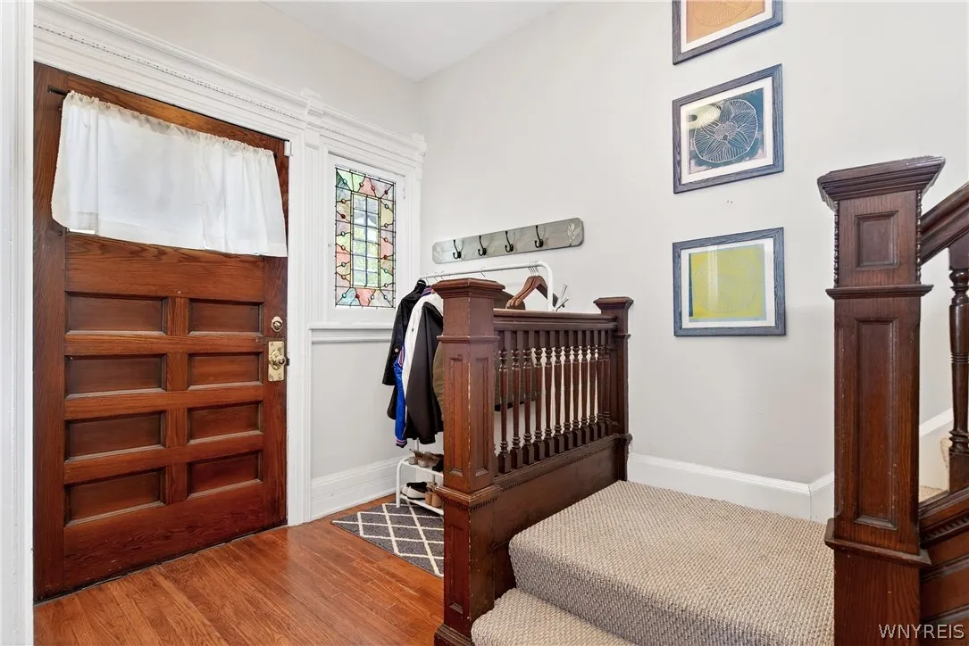 433 Breckenridge Street, Buffalo, New York 14213, Buffalo, New York 14213, 4 Bedrooms Bedrooms, 10 Rooms Rooms,1 BathroomBathrooms,Residential,For Sale,433 Breckenridge Street, Buffalo, New York 14213,0,B1680548