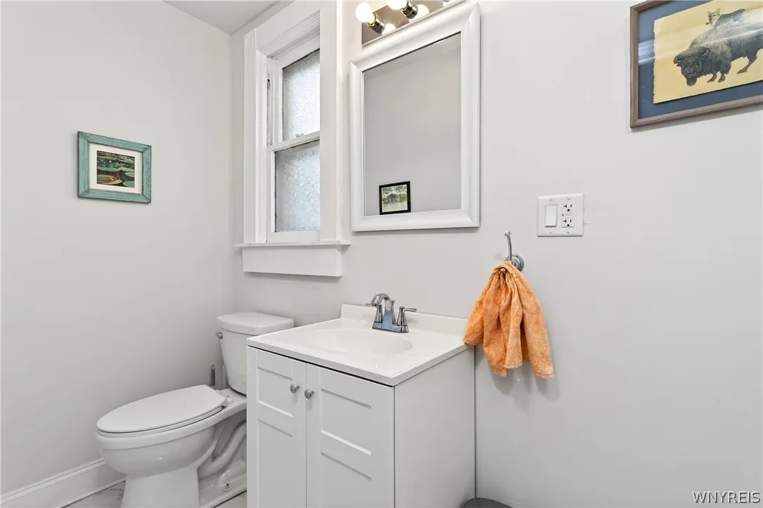 433 Breckenridge Street, Buffalo, New York 14213, Buffalo, New York 14213, 4 Bedrooms Bedrooms, 10 Rooms Rooms,1 BathroomBathrooms,Residential,For Sale,433 Breckenridge Street, Buffalo, New York 14213,0,B1680548