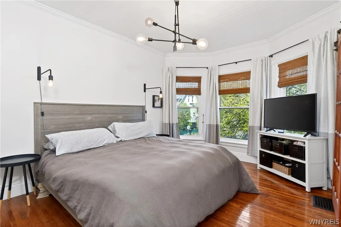 433 Breckenridge Street, Buffalo, New York 14213, Buffalo, New York 14213, 4 Bedrooms Bedrooms, 10 Rooms Rooms,1 BathroomBathrooms,Residential,For Sale,433 Breckenridge Street, Buffalo, New York 14213,0,B1680548
