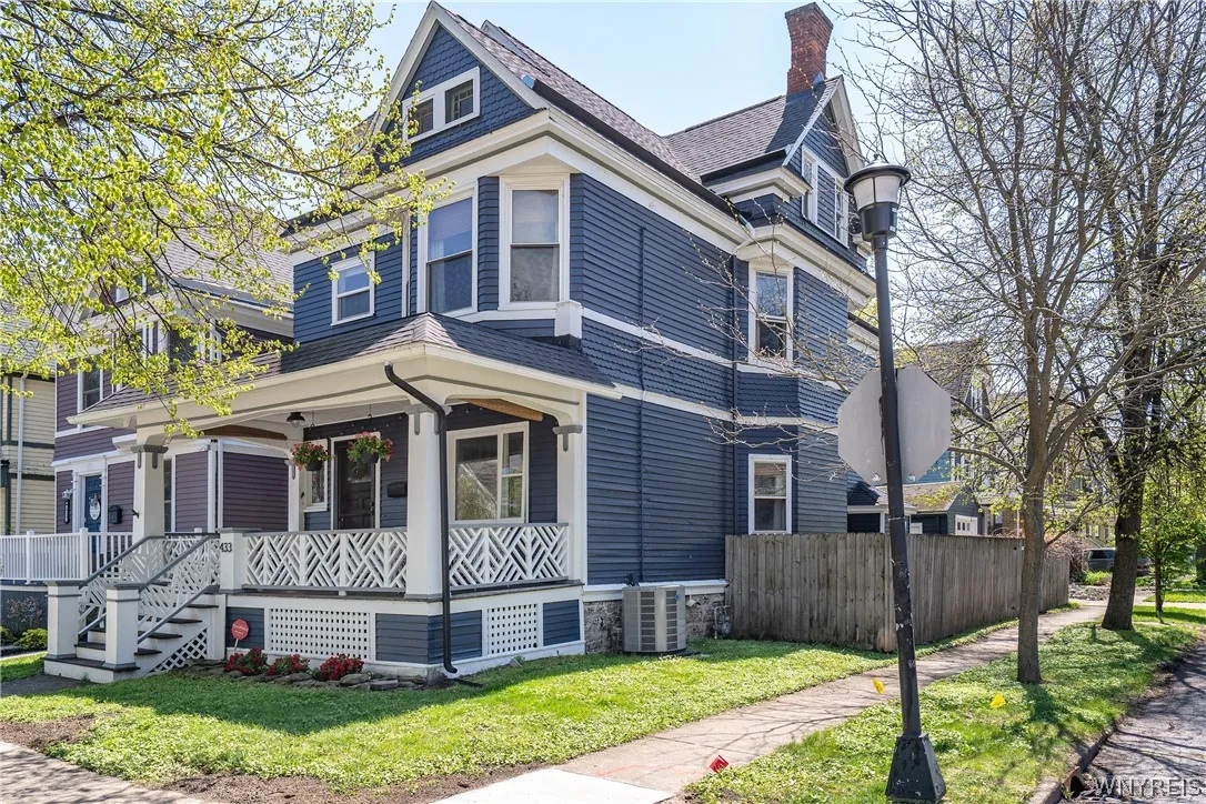 433 Breckenridge Street, Buffalo, New York 14213, Buffalo, New York 14213, 4 Bedrooms Bedrooms, 10 Rooms Rooms,1 BathroomBathrooms,Residential,For Sale,433 Breckenridge Street, Buffalo, New York 14213,0,B1680548