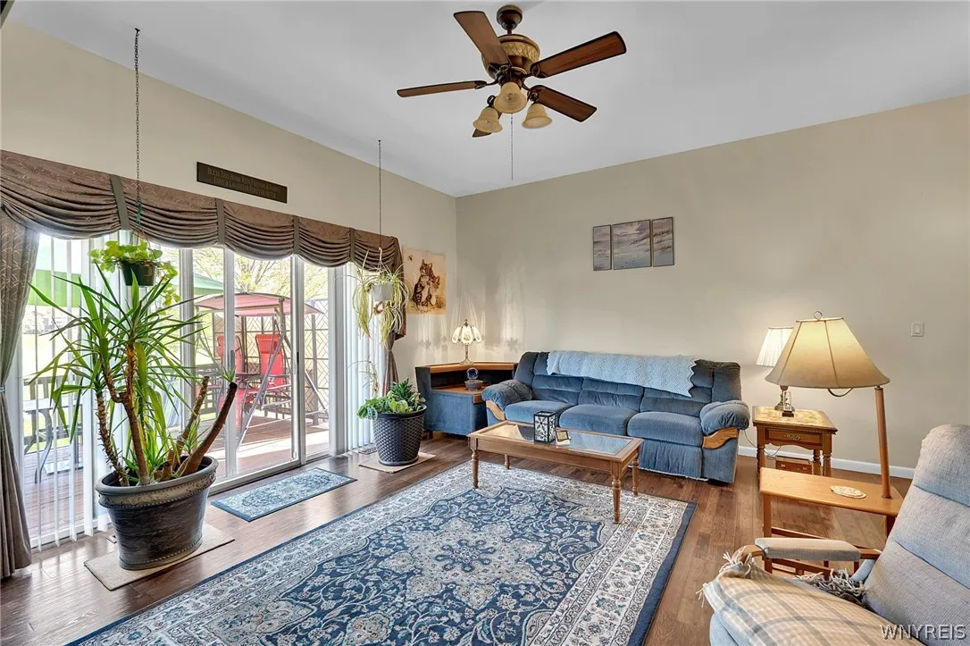 252 Old Meadow Drive, Amherst, New York 14051, Amherst, New York 14051, 2 Bedrooms Bedrooms, 7 Rooms Rooms,1 BathroomBathrooms,Residential,For Sale,252 Old Meadow Drive, Amherst, New York 14051,0,B1680496