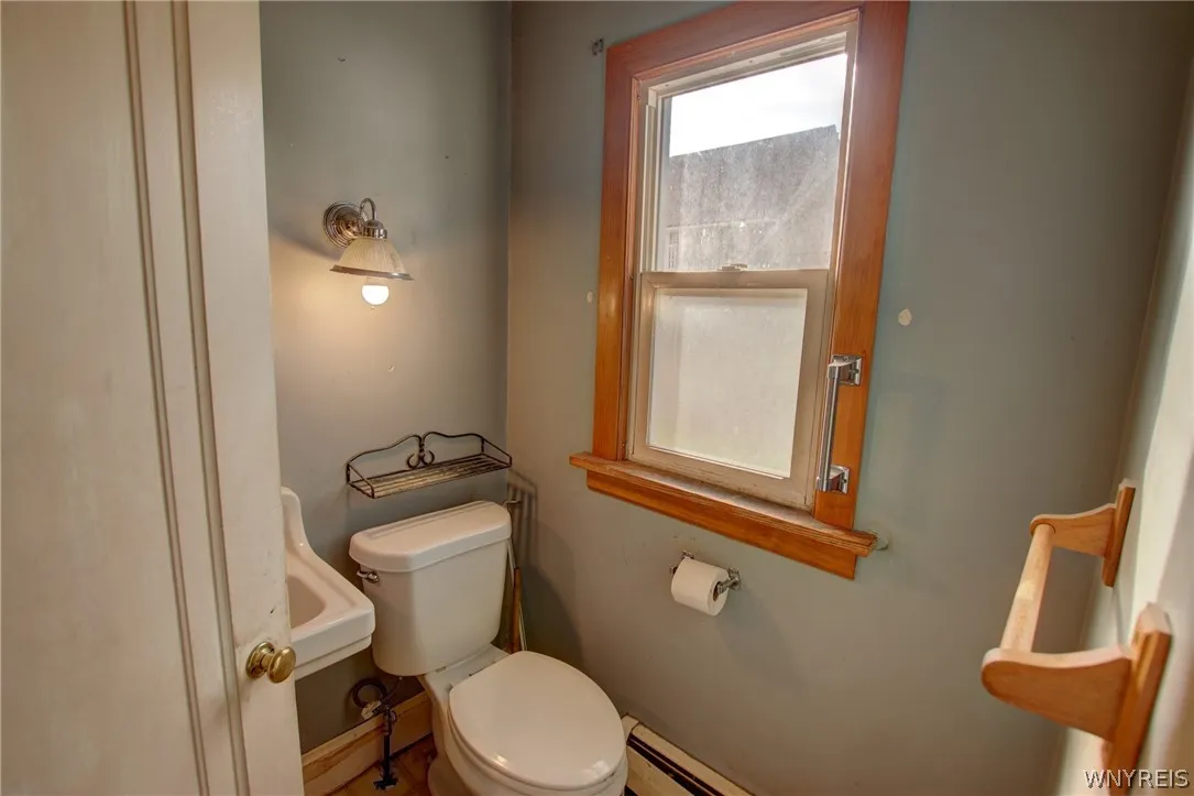 143 Franklin Street, Tonawanda, New York 14150, Tonawanda, New York 14150, 3 Bedrooms Bedrooms, 9 Rooms Rooms,1 BathroomBathrooms,Residential,For Sale,143 Franklin Street, Tonawanda, New York 14150,0,B1680588