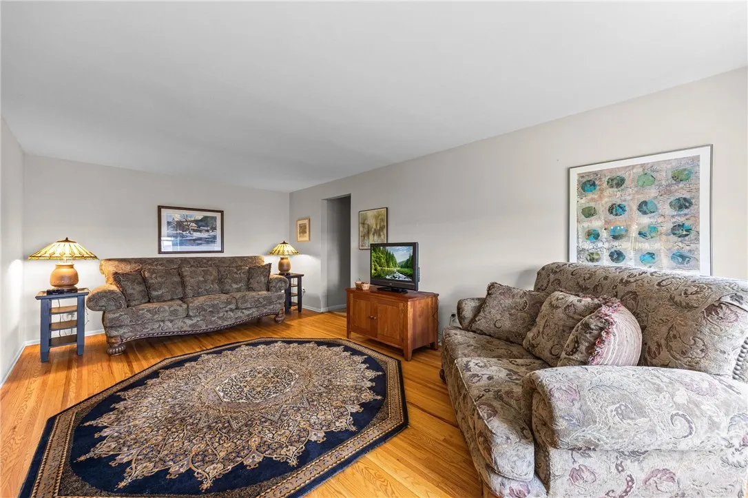 Hardwoods and built ins
add to the charm
