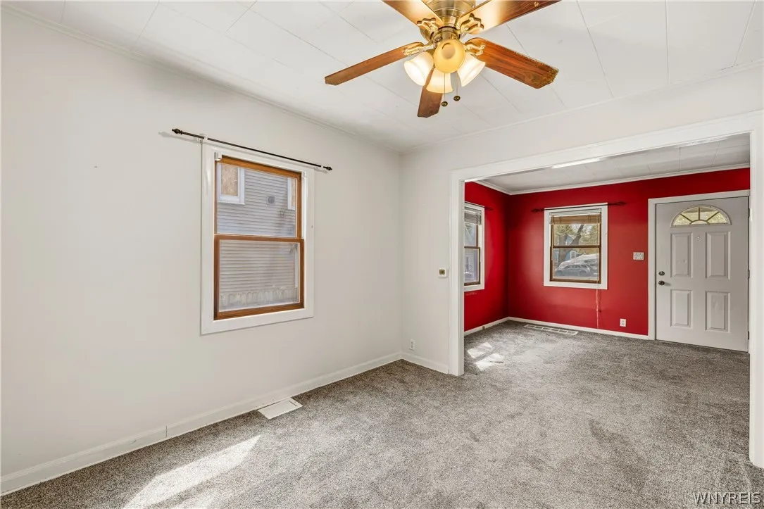 12 Simson Street, Tonawanda, New York 14120, Tonawanda, New York 14120, 2 Bedrooms Bedrooms, 6 Rooms Rooms,1 BathroomBathrooms,Residential,For Sale,12 Simson Street, Tonawanda, New York 14120,0,B1679925