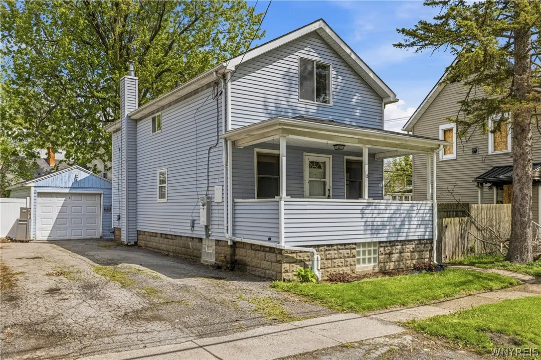 12 Simson Street, Tonawanda, New York 14120, Tonawanda, New York 14120, 2 Bedrooms Bedrooms, 6 Rooms Rooms,1 BathroomBathrooms,Residential,For Sale,12 Simson Street, Tonawanda, New York 14120,0,B1679925