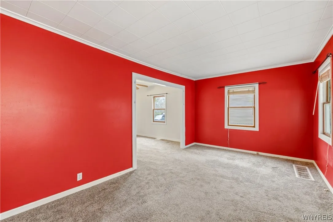 12 Simson Street, Tonawanda, New York 14120, Tonawanda, New York 14120, 2 Bedrooms Bedrooms, 6 Rooms Rooms,1 BathroomBathrooms,Residential,For Sale,12 Simson Street, Tonawanda, New York 14120,0,B1679925