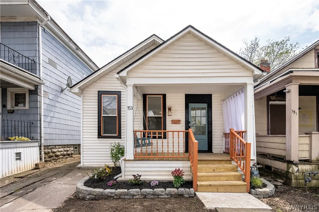 153 Garner Avenue, Buffalo, New York 14213, Buffalo, New York 14213, 2 Bedrooms Bedrooms, 5 Rooms Rooms,2 BathroomsBathrooms,Residential,For Sale,153 Garner Avenue, Buffalo, New York 14213,0,B1681107