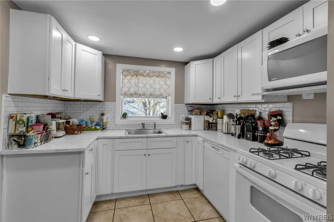 381 Herkimer Street, Buffalo, New York 14213, Buffalo, New York 14213, 3 Bedrooms Bedrooms, 8 Rooms Rooms,1 BathroomBathrooms,Residential,For Sale,381 Herkimer Street, Buffalo, New York 14213,0,B1680964