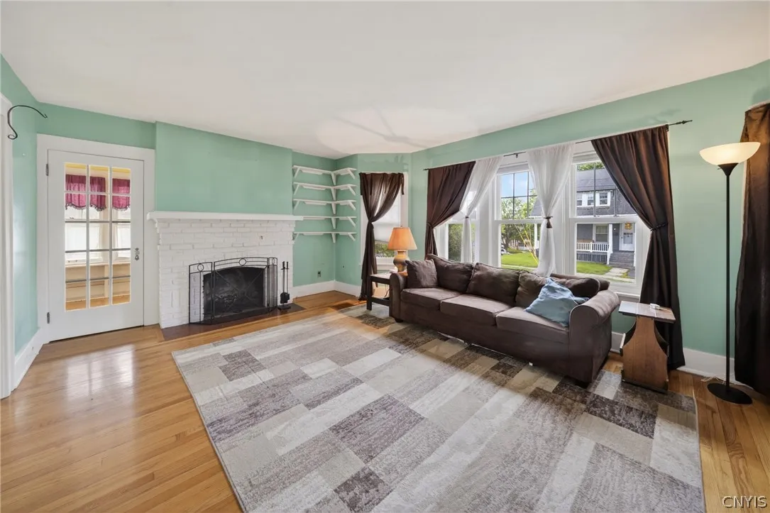 521 Kensington Road, Syracuse, New York 13210, Syracuse, New York 13210, 3 Bedrooms Bedrooms, 9 Rooms Rooms,1 BathroomBathrooms,Residential,For Sale,521 Kensington Road, Syracuse, New York 13210,0,S1681210