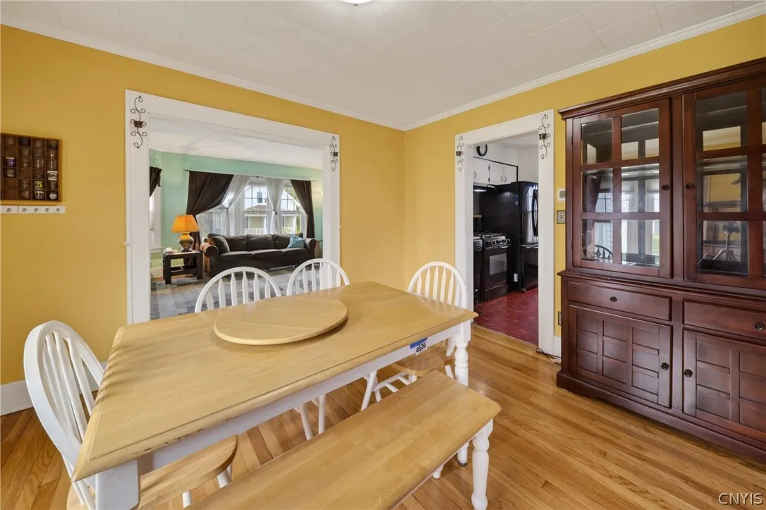 521 Kensington Road, Syracuse, New York 13210, Syracuse, New York 13210, 3 Bedrooms Bedrooms, 9 Rooms Rooms,1 BathroomBathrooms,Residential,For Sale,521 Kensington Road, Syracuse, New York 13210,0,S1681210