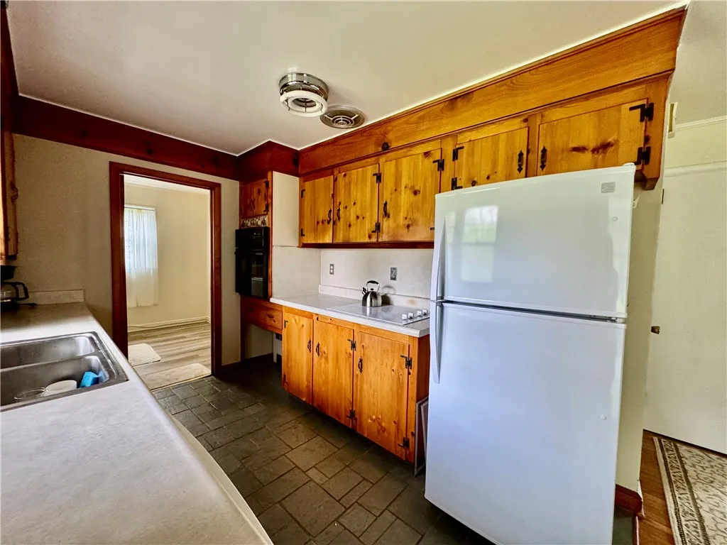 60 Richards Avenue, Oneonta, New York 13820, Oneonta, New York 13820, 3 Bedrooms Bedrooms, 7 Rooms Rooms,1 BathroomBathrooms,Residential,For Sale,60 Richards Avenue, Oneonta, New York 13820,0,R1680264