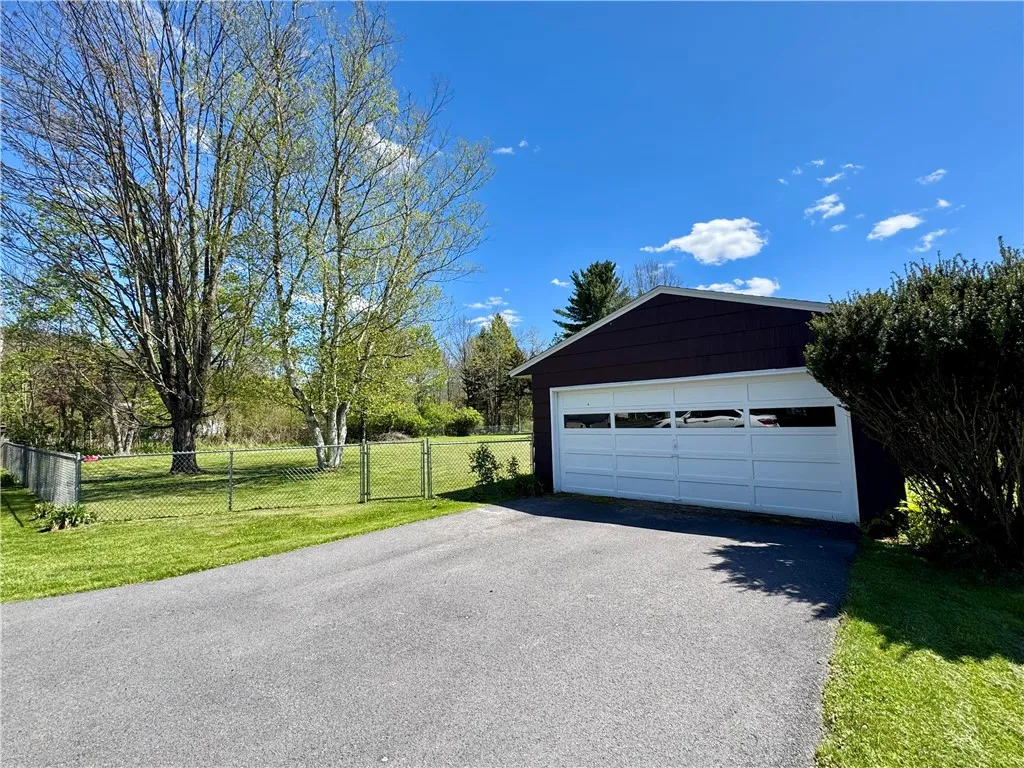 60 Richards Avenue, Oneonta, New York 13820, Oneonta, New York 13820, 3 Bedrooms Bedrooms, 7 Rooms Rooms,1 BathroomBathrooms,Residential,For Sale,60 Richards Avenue, Oneonta, New York 13820,0,R1680264