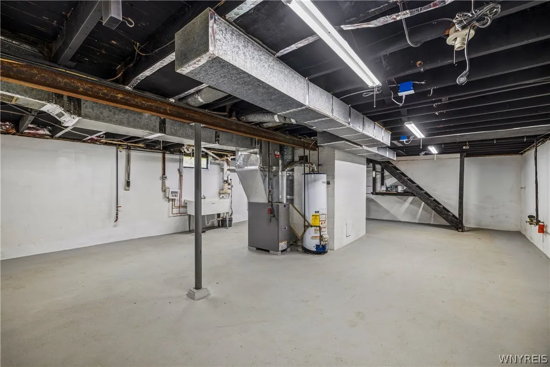 6164 Ward Road, Orchard Park, New York 14127, Orchard Park, New York 14127, 3 Bedrooms Bedrooms, 5 Rooms Rooms,2 BathroomsBathrooms,Residential,For Sale,6164 Ward Road, Orchard Park, New York 14127,0,B1681109