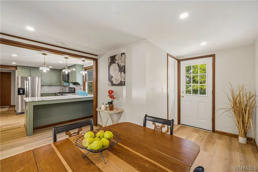 6164 Ward Road, Orchard Park, New York 14127, Orchard Park, New York 14127, 3 Bedrooms Bedrooms, 5 Rooms Rooms,2 BathroomsBathrooms,Residential,For Sale,6164 Ward Road, Orchard Park, New York 14127,0,B1681109