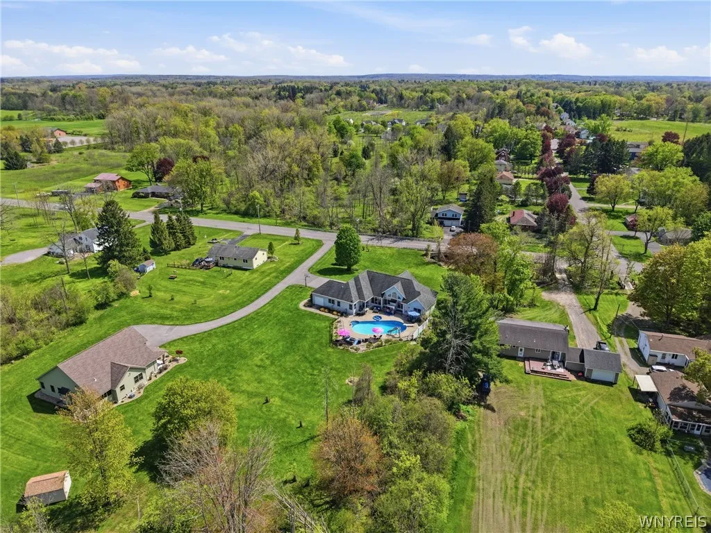 6784 Milestrip Road, Orchard Park, New York 14127, Orchard Park, New York 14127, 4 Bedrooms Bedrooms, 15 Rooms Rooms,3 BathroomsBathrooms,Residential,For Sale,6784 Milestrip Road, Orchard Park, New York 14127,0,B1681566