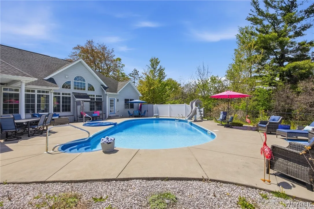 6784 Milestrip Road, Orchard Park, New York 14127, Orchard Park, New York 14127, 4 Bedrooms Bedrooms, 15 Rooms Rooms,3 BathroomsBathrooms,Residential,For Sale,6784 Milestrip Road, Orchard Park, New York 14127,0,B1681566