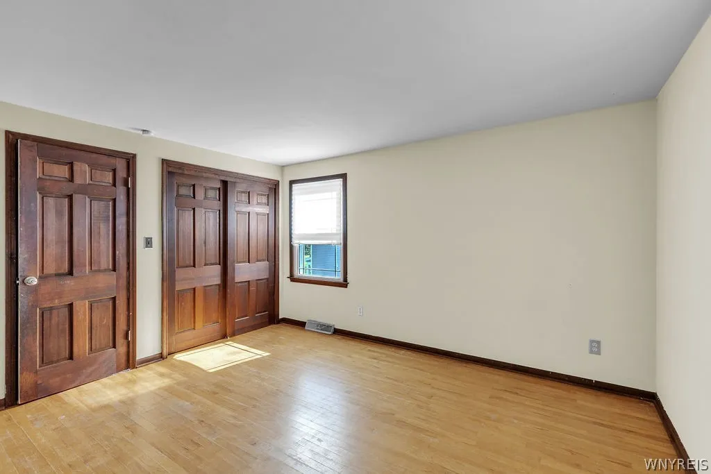 9630 High Street, Clarence, New York 14032, Clarence, New York 14032, 4 Bedrooms Bedrooms, 9 Rooms Rooms,2 BathroomsBathrooms,Residential,For Sale,9630 High Street, Clarence, New York 14032,0,B1680821