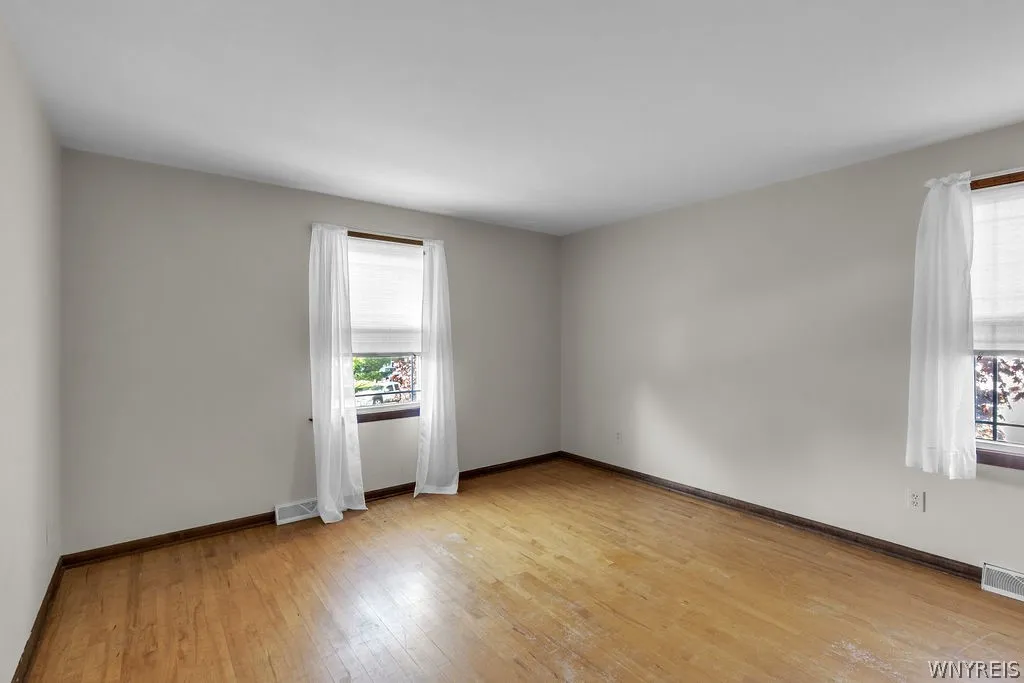 9630 High Street, Clarence, New York 14032, Clarence, New York 14032, 4 Bedrooms Bedrooms, 9 Rooms Rooms,2 BathroomsBathrooms,Residential,For Sale,9630 High Street, Clarence, New York 14032,0,B1680821